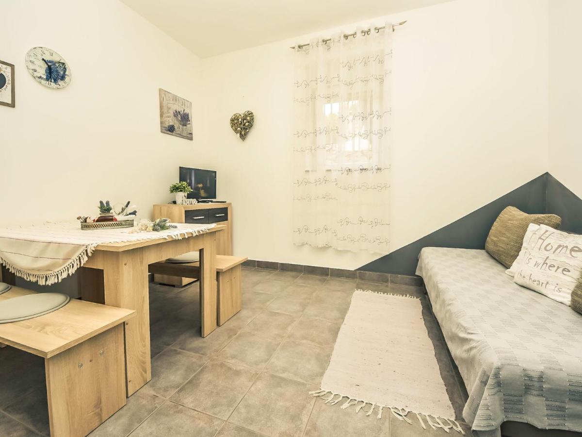 Apartments in Karlobag/Velebit Riviera 17083 Exterior foto