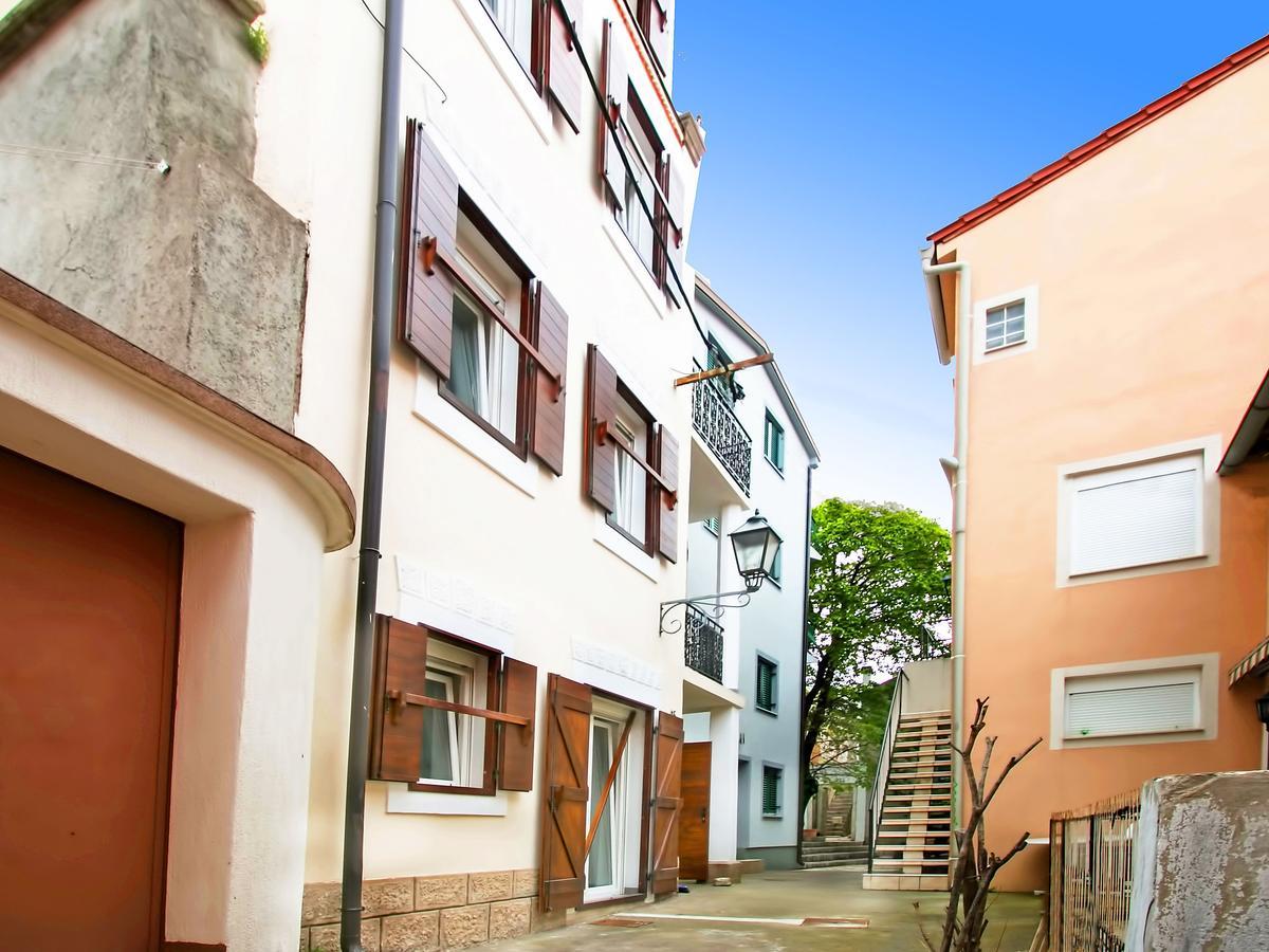 Apartments in Karlobag/Velebit Riviera 17083 Exterior foto